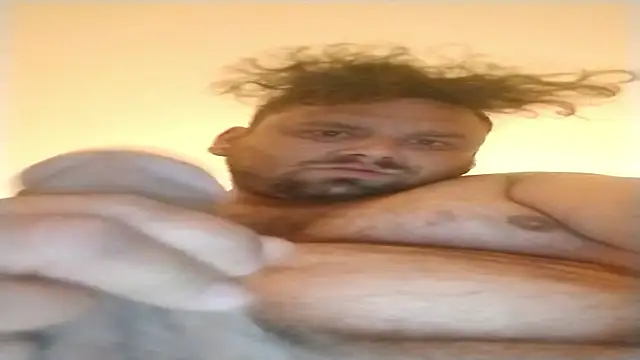 Snapshot of ShakeyJ87 chatting on 16, 9, 2025 ShakeyJ87 online show from 16, 9, 2025