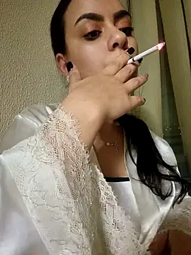 ElyzaIbarra online show from 1, 2, 2025