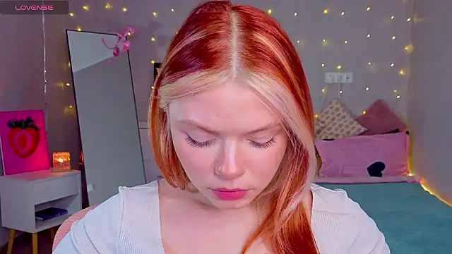 Red  Candy online show from 8, 2, 2026