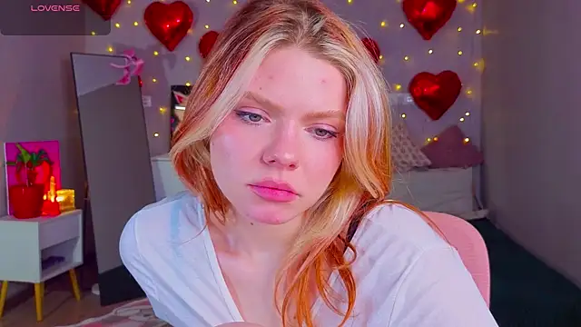 Red  Candy online show from 25, 3, 2026