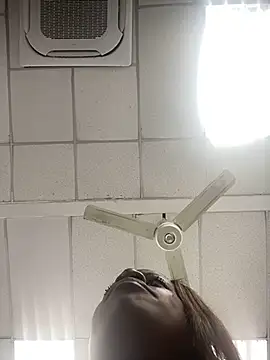 BrianaBrownn online show from 18, 10, 2025