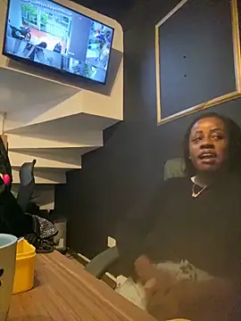 BrianaBrownn online show from 27, 10, 2025