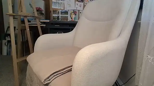 naughtyonbicycle online show from 21, 3, 2026