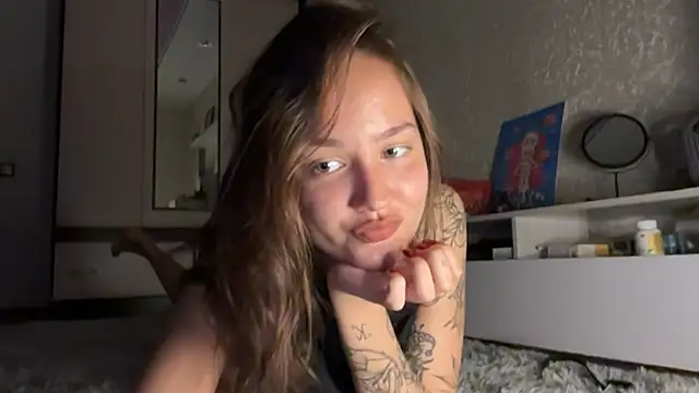 milkyWeyy online show from 10, 10, 2025