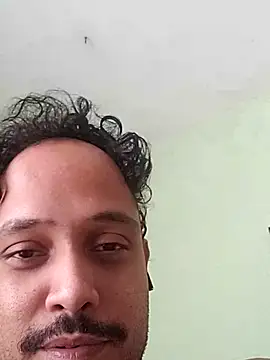 Snapshot of lukrel chatting on 11, 3, 2026 lukrel online show from 11, 3, 2026