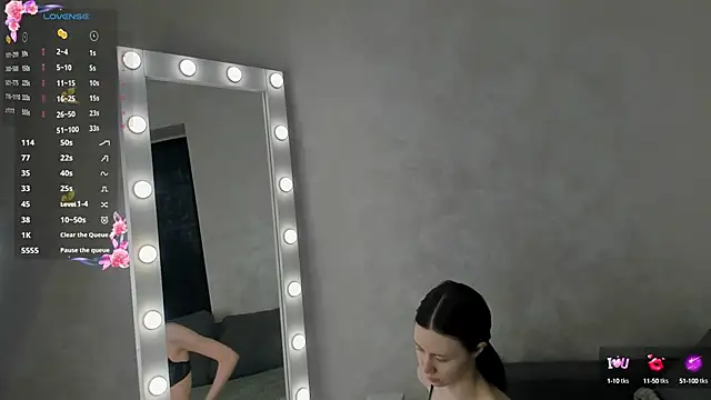 Snapshot of emilia_walton chatting on 11, 3, 2025 emilia walton online show from 11, 3, 2025