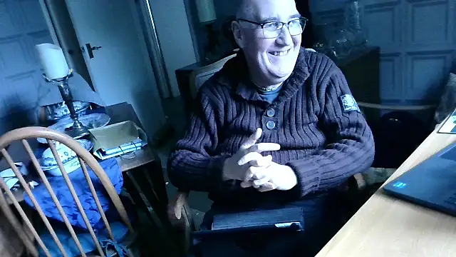 Adamdaddybear online show from 11, 2, 2025