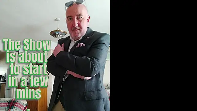 Adamdaddybear online show from 9, 9, 2025