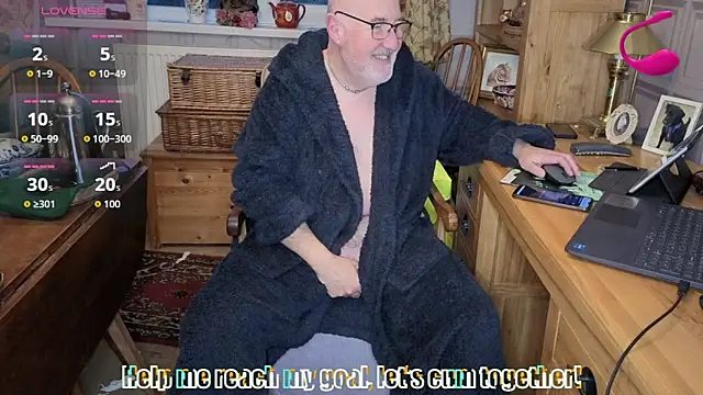 Snapshot of Adamdaddybear chatting on 18, 1, 2026 Adamdaddybear online show from 18, 1, 2026