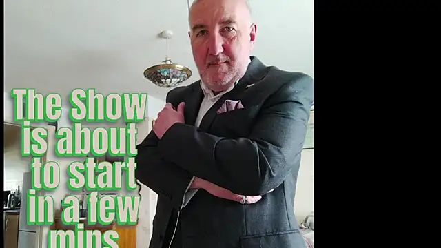 Adamdaddybear online show from 5, 6, 2026