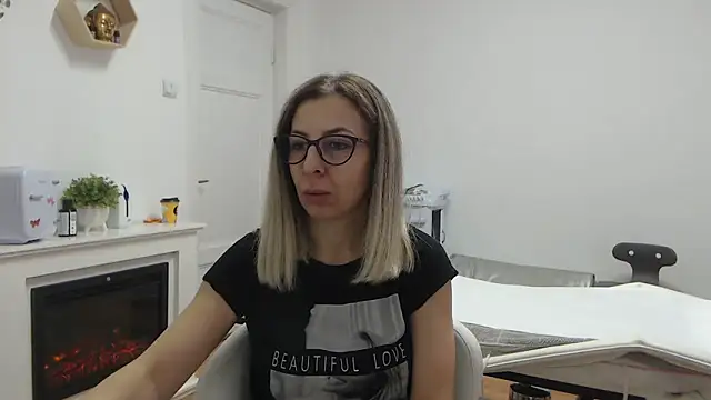 SukyGirl online show from 28, 12, 2024