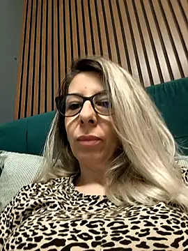 SukyGirl online show from 19, 2, 2025