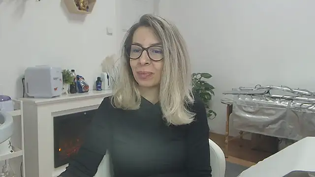 SukyGirl online show from 28, 2, 2025