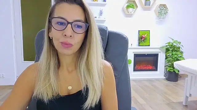 SukyGirl online show from 7, 10, 2025