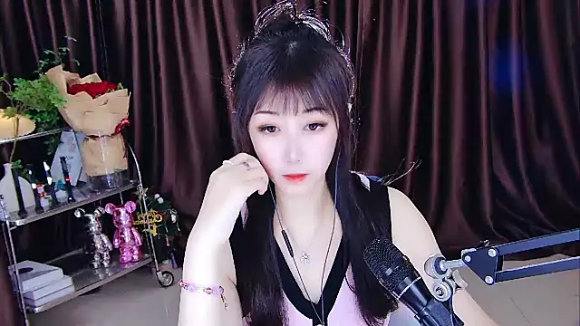 Snapshot of xiaoya666--baby chatting on 25, 2, 2025 xiaoya666--baby online show from 25, 2, 2025