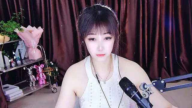 Snapshot of xiaoya666--baby chatting on 8, 3, 2025 xiaoya666--baby online show from 8, 3, 2025
