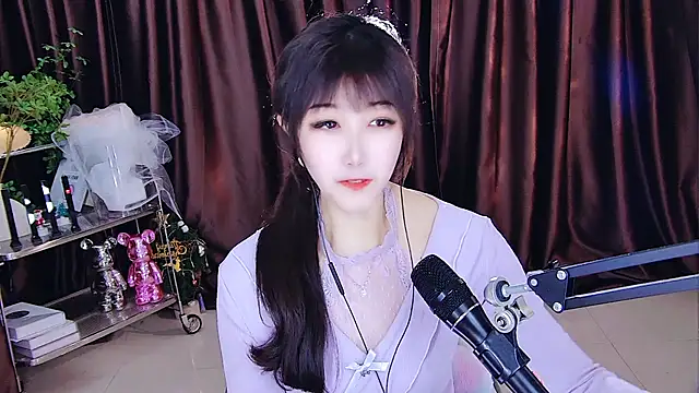 Snapshot of xiaoya666--baby chatting on 8, 3, 2025 xiaoya666--baby online show from 8, 3, 2025