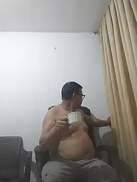 Snapshot of catatunboculion chatting on 4, 2, 2026 catatunboculion online show from 4, 2, 2026