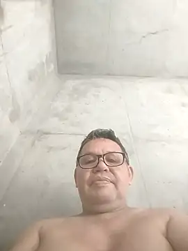 Snapshot of catatunboculion chatting on 4, 2, 2026 catatunboculion online show from 4, 2, 2026