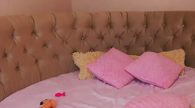 evelonel online show from 3, 2, 2025