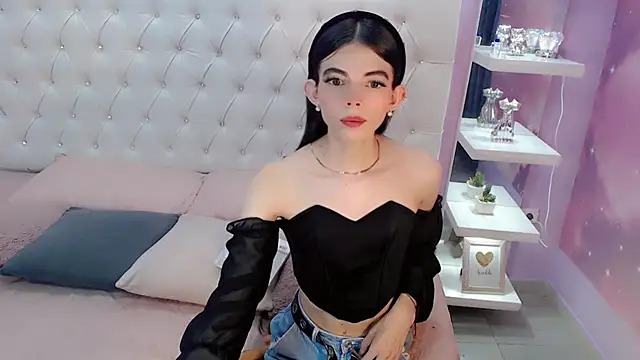 CuteAri online show from 14, 12, 2024