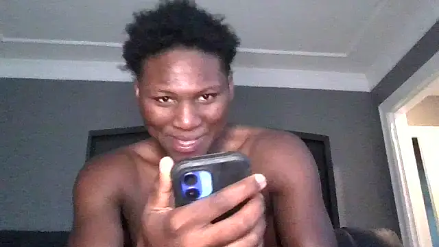 Snapshot of Festivitiesking1 chatting on 9, 10, 2025 Festivitiesking1 online show from 9, 10, 2025