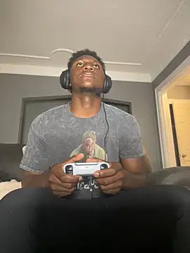 Snapshot of Festivitiesking1 chatting on 29, 10, 2025 Festivitiesking1 online show from 29, 10, 2025