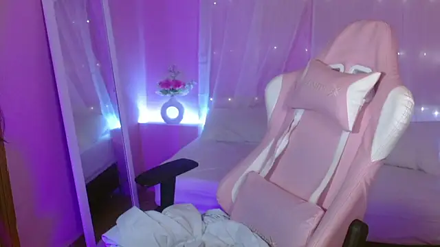 IvyBliss8 online show from 11, 5, 2026