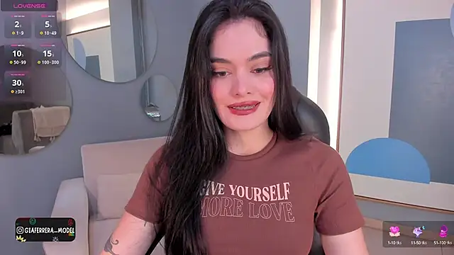 GiaFerrara online show from 1, 12, 2024