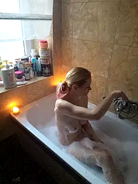 LillyAn123 online show from 11, 1, 2025