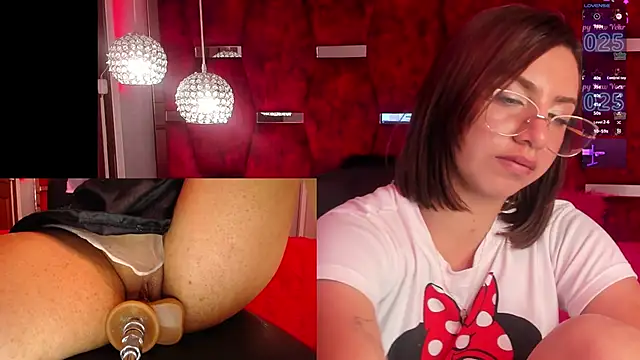 CamilaVegas  online show from 4, 1, 2025