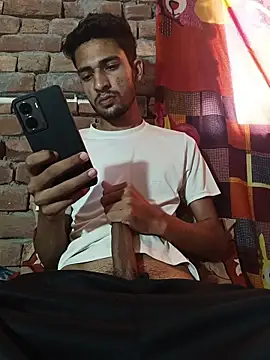 Snapshot of AjaxStar chatting on 17, 10, 2025 AjaxStar online show from 17, 10, 2025