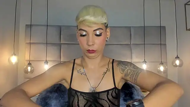MiaMorgan  online show from 14, 1, 2025