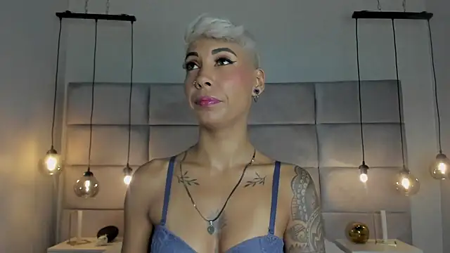 Snapshot of MiaMorgan_ chatting on 2, 2, 2025 MiaMorgan online show from 2, 2, 2025