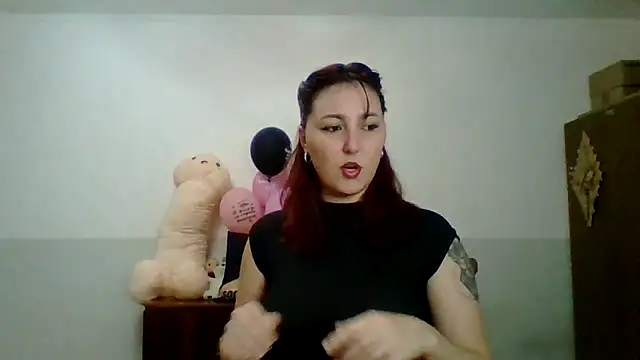 Snapshot of MiaStika chatting on 9, 9, 2025 MiaStika online show from 9, 9, 2025