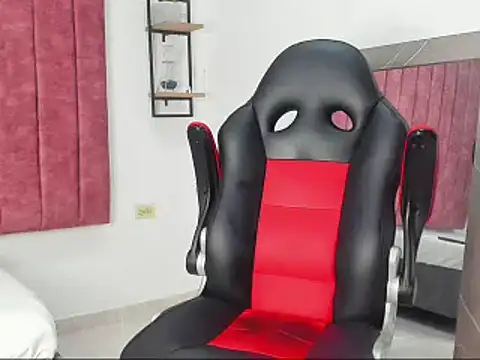 mathias cocks online show from 4, 12, 2024