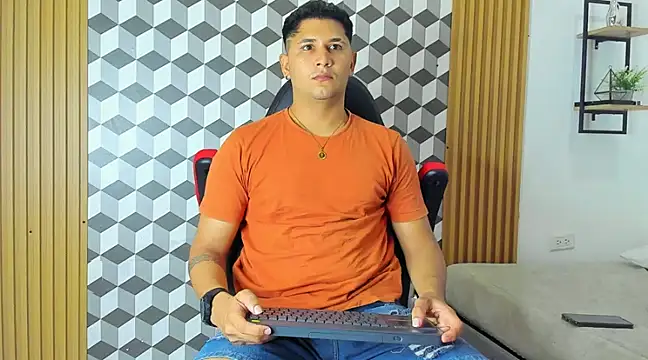 mathias cocks online show from 8, 1, 2025