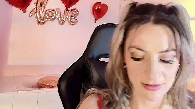 Snapshot of AryTorres_ chatting on 27, 2, 2025 AryTorres  online show from 27, 2, 2025