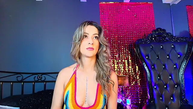 Snapshot of AryTorres_ chatting on 15, 10, 2025 AryTorres  online show from 15, 10, 2025