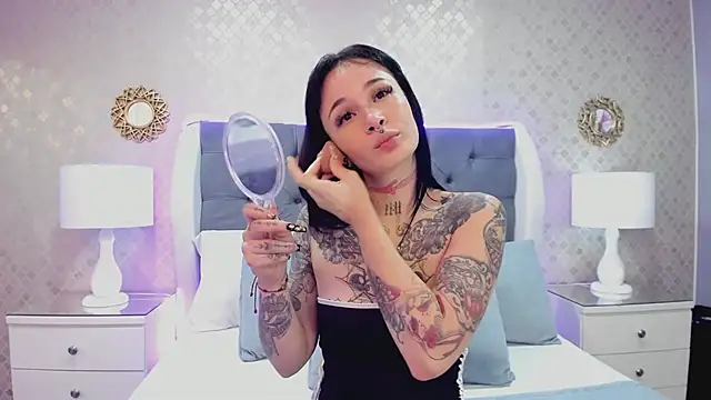 MadissonPayton online show from 10, 12, 2024