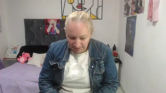 emperabigbootybigass online show from 26, 6, 2026