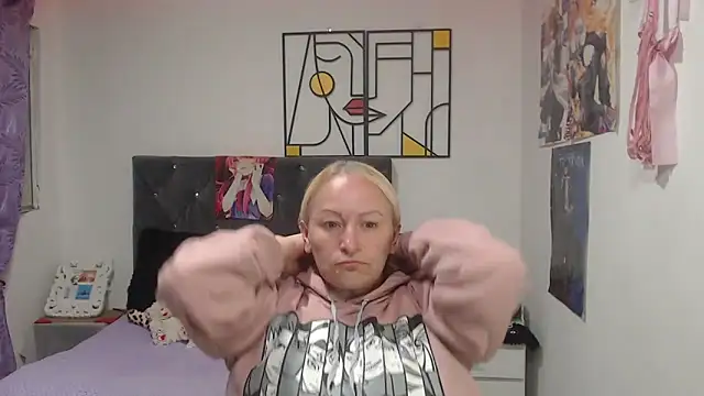 emperabigbootybigass online show from 30, 6, 2026