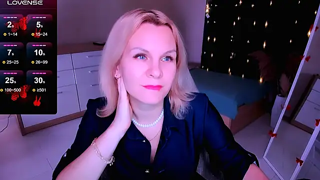 Louisa Bay online show from 25, 1, 2025