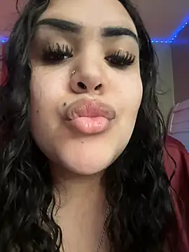 Snapshot of iTrapXXXBACKUP chatting on 12, 1, 2025 iTrapXXXBACKUP online show from 12, 1, 2025
