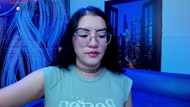 Violetaa diazz online show from 15, 1, 2025