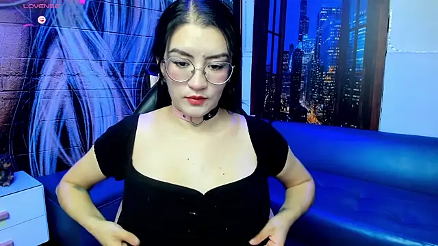 Violetaa diazz online show from 16, 1, 2025