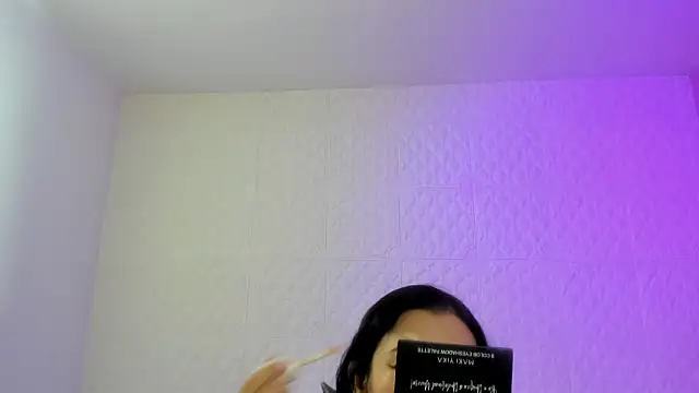 Violetaa diazz online show from 24, 2, 2026