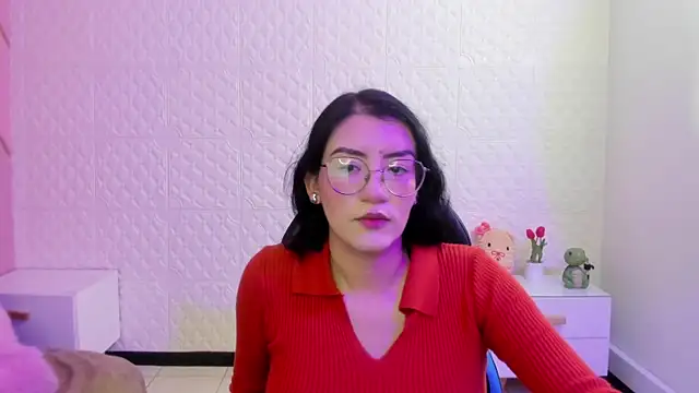 Violetaa diazz online show from 14, 5, 2026