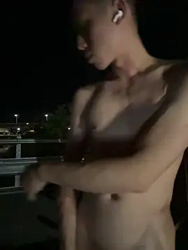 Benson18y online show from 29, 9, 2025