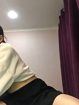 Snapshot of Milka23 chatting on 8, 12, 2024 Milka23 online show from 8, 12, 2024